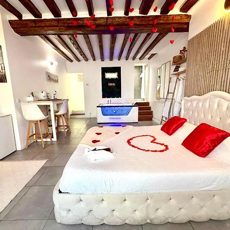 Logement Moderne Avec Jacuzzi Aubervilliers Exteriér fotografie